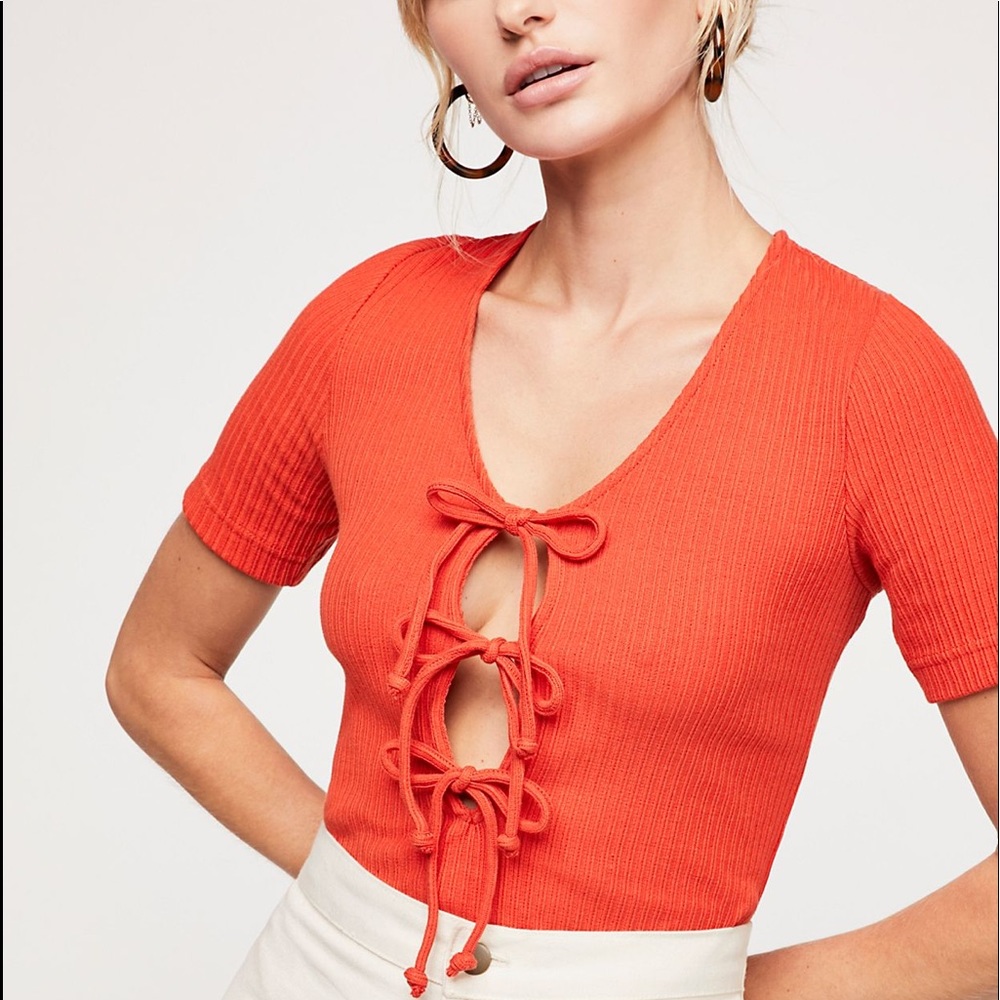 Sweetheart tee